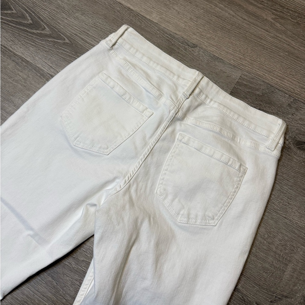 •LIZ CLAIBORNE• SARA MID RISE SLIM LEG JEANS - Picture 5 of 5